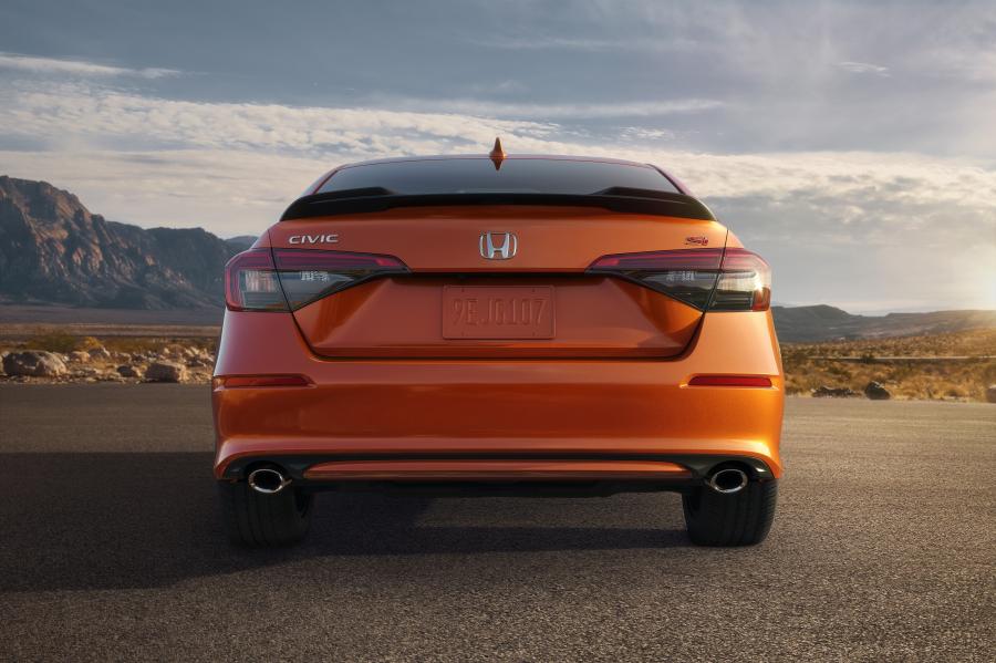 Детали экстерьера Honda Civic Si 2021 года  (NA) (фото 14 из 14)